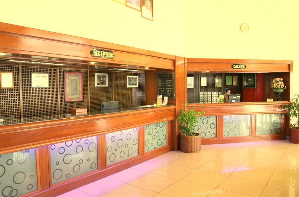 佩卡萨肯内乌酒店 Keningau 外观 照片