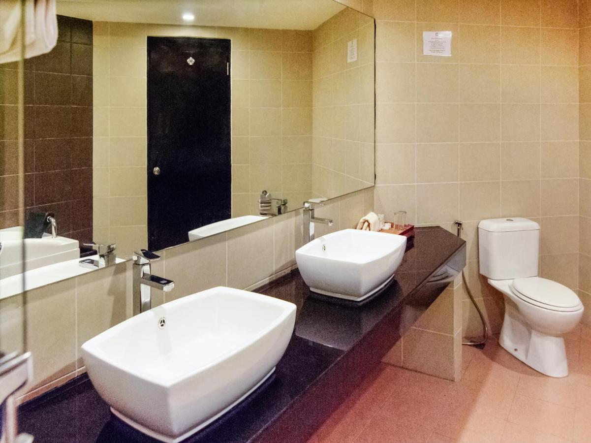 佩卡萨肯内乌酒店 Keningau 外观 照片